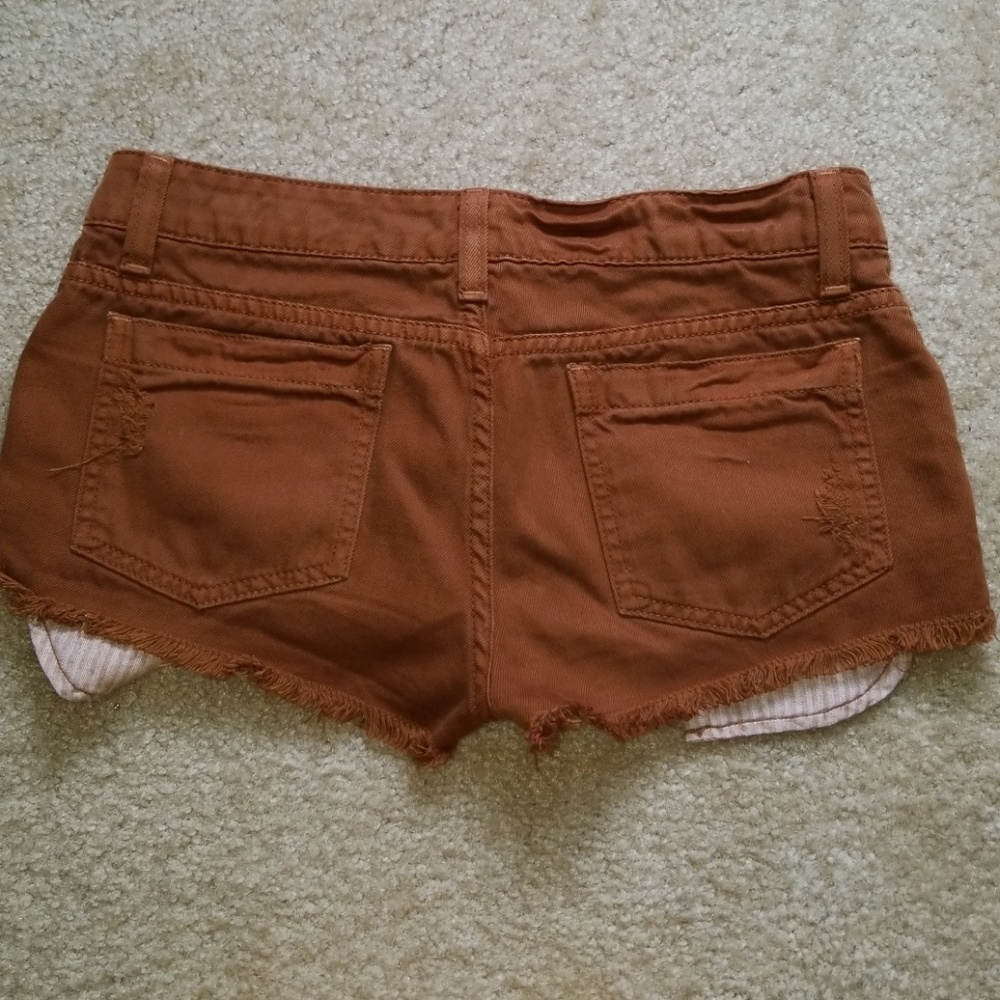 Carmar Brown Jean Shorts Size 26 - Picture 3 of 3